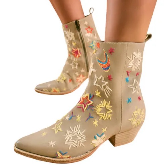 Free People Shoes - FREE PEOPLE NWOB WOMEN'S BOWERS EMBROIDERED WESTERN BOOTS